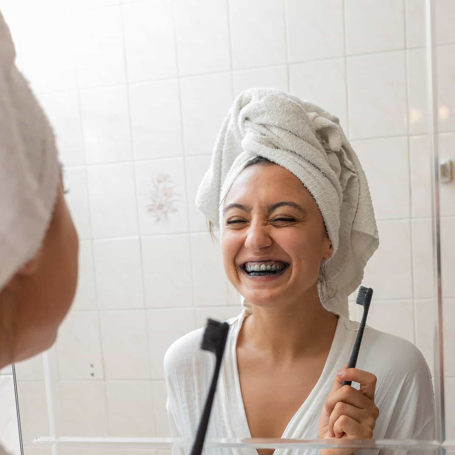 activated charcoal whitening fluoride toothpaste